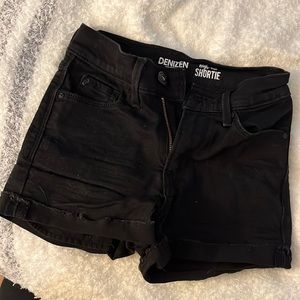 Levi High rise Shorts